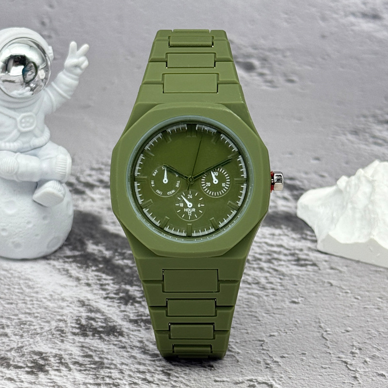 Orologio di Marca Famosa con Q - Luxury Watch Exchange recensione e prezzo